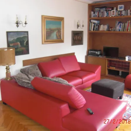 Ff Bed & Breakfast 3*